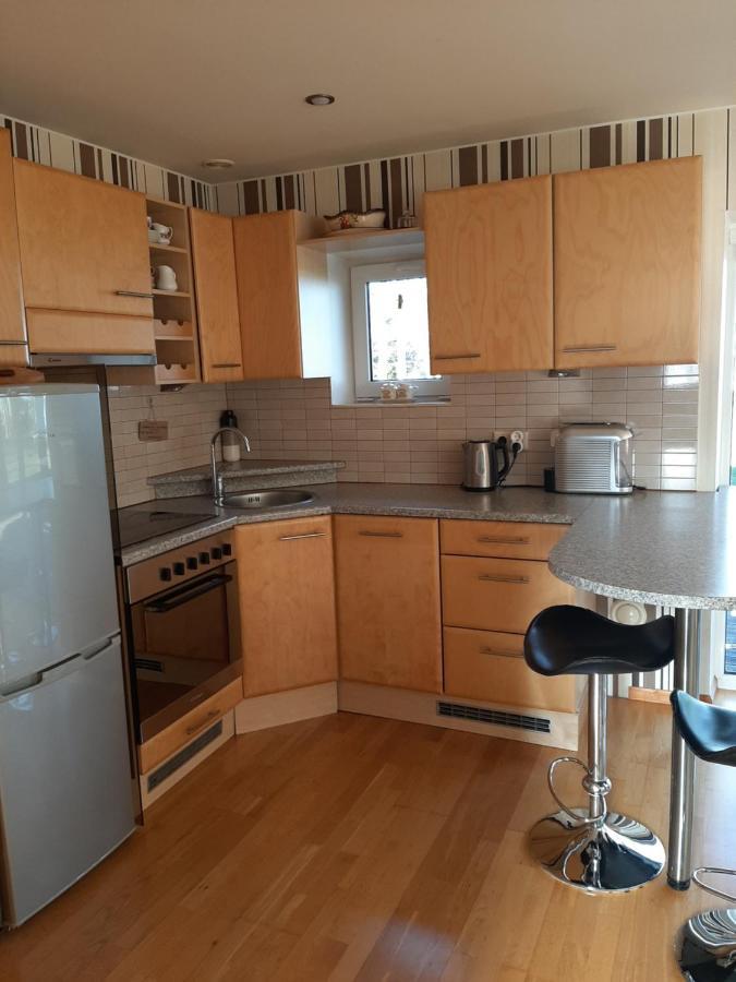 Mere Holiday House Salme Екстер'єр фото
