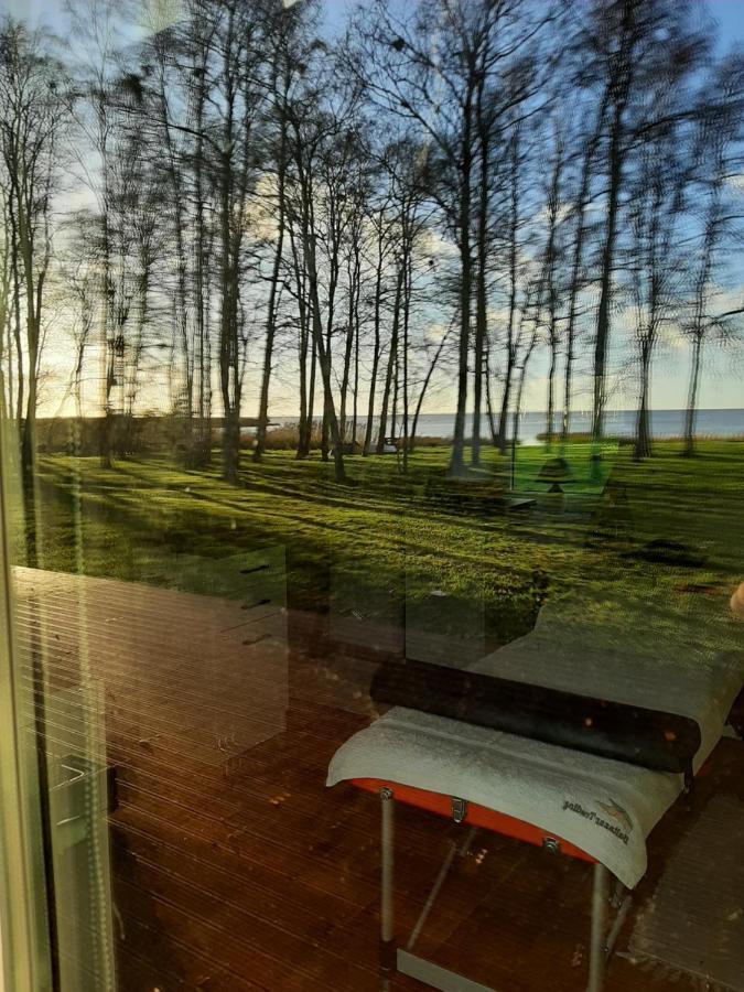 Mere Holiday House Salme Екстер'єр фото