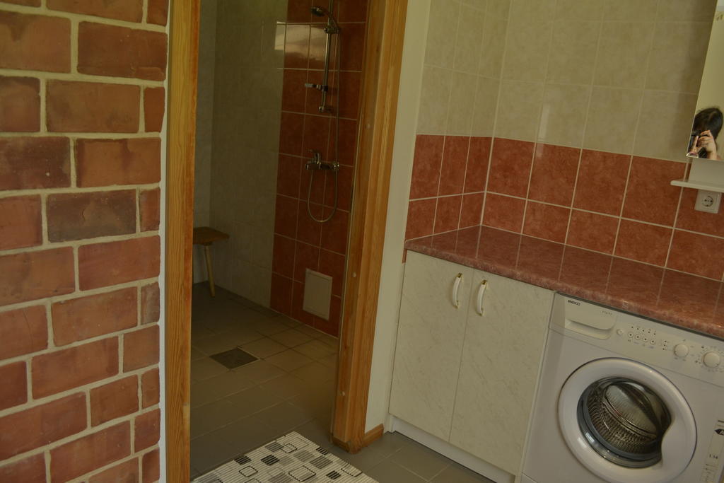 Mere Holiday House Salme Номер фото