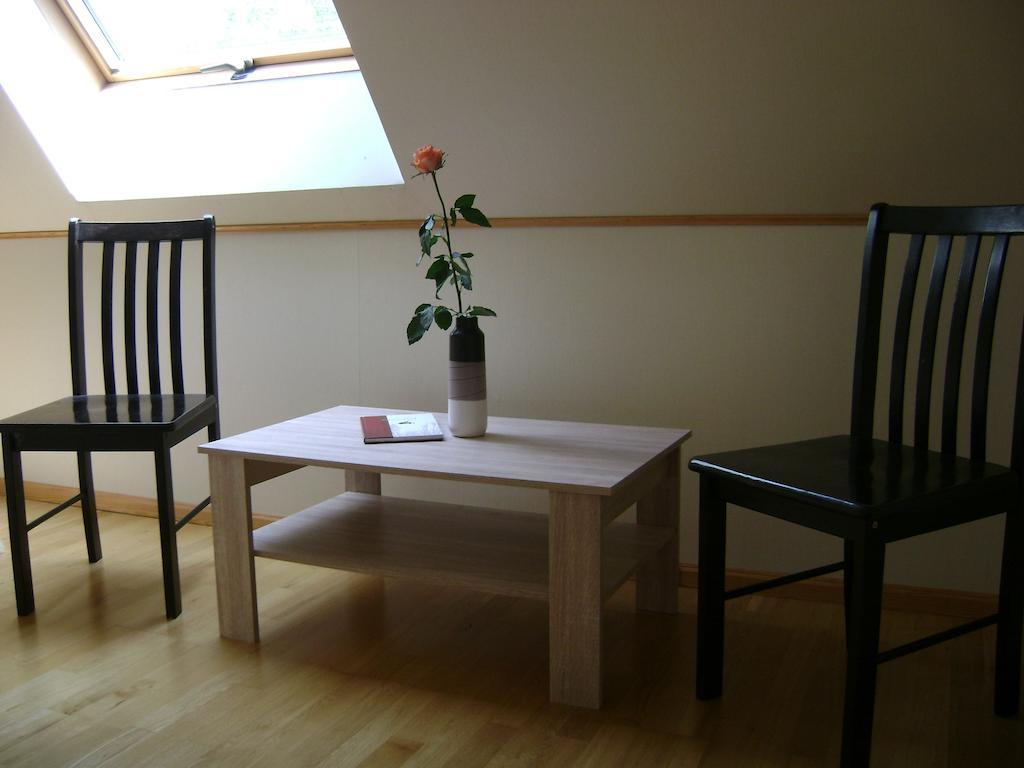 Mere Holiday House Salme Екстер'єр фото