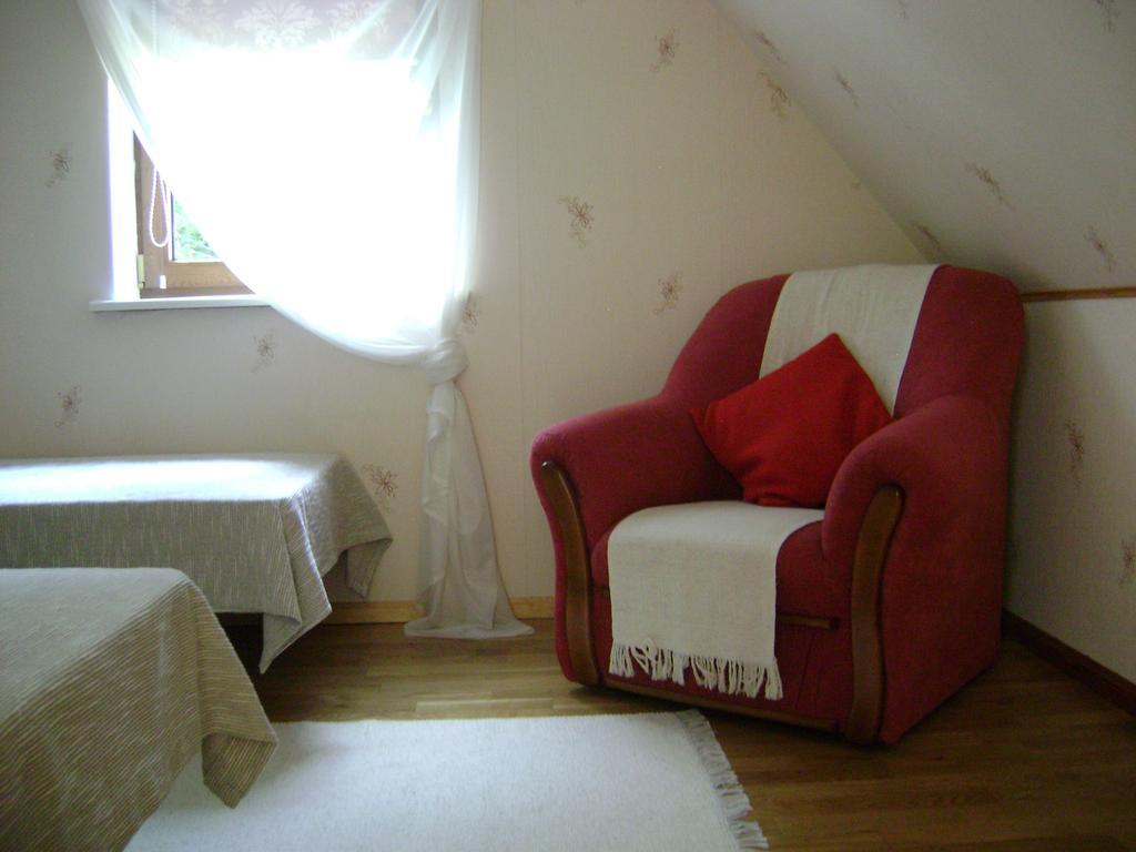 Mere Holiday House Salme Екстер'єр фото